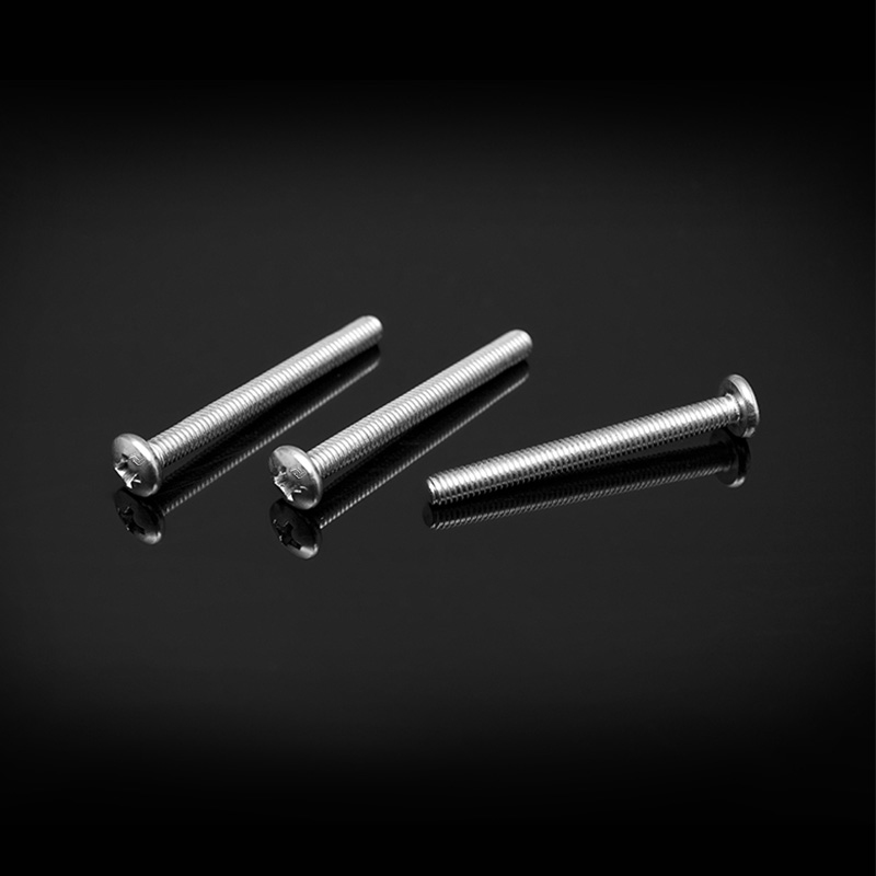 GB818 roestvrijstalen kruiskopschroef GB818 roestvrijstalen kruiskopschroef